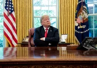 Trump confirma visita ao Brasil e elogia Lula após conversa telefônica imagem