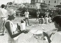 Vendedoras de quitutes são fundamentais para o comércio de rua