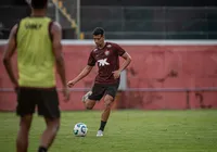 Vitória tem reforços e divulga relacionados para jogo com o Santos