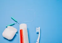 Você sabe usar o fio dental do jeito certo? 4 erros e como evitá-los imagem