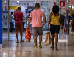 Após decisão do governo, grande shopping fecha as portas após 30 anos - Imagem