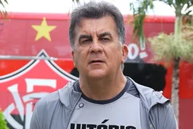 “Sem condições de jogar cinco competições”, reclama Fábio Mota sobre calendário - Imagem