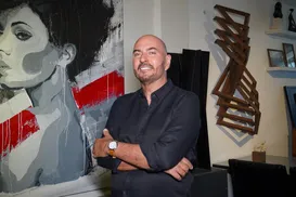 Elegância e arte marcam a estreia do Espaço Galeria no Rio Vermelho - Imagem