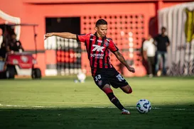 Erick revela brincadeira com Jair Ventura e comenta sobre empréstimo - Imagem