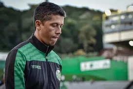 Ex-Vitória encara o Bahia para transformar duelo em "divisor de águas" - Imagem