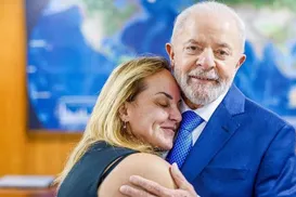 Filha de Lula é internada às pressas após mal-estar - Imagem