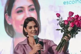 Michelle Bolsonaro defende submissão saudável ao marido: "Missão" - Imagem