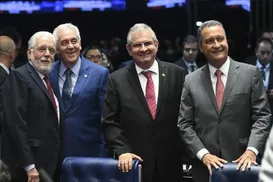 O Senado vale ouro - Imagem