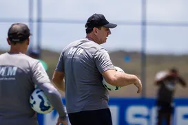 Paradoxo Rogério Ceni: o gênio tático que falha no salto decisivo - Imagem