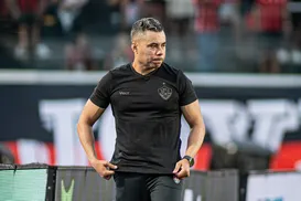 “Sair da zona para não mais voltar”: a meta de Jair Ventura no Vitória - Imagem