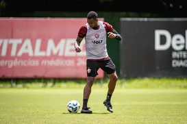 Vitória não relaciona reforços gringos contra o Palmeiras; veja lista - Imagem