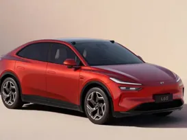 Carro dos sonhos? Com sofá e geladeira, veículo começa a fazer sucesso - Imagem