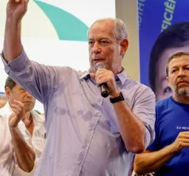 Ciro Gomes volta às origens e se filia ao PSDB - Imagem