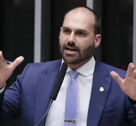 Eduardo Bolsonaro ataca Tarcísio e se lança candidato ao Planalto - Imagem