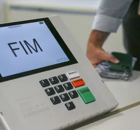Vereadores do PL e PT são cassados por compra de votos - Imagem