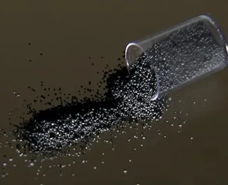 Adolescente tenta envenenar colega de escola com bala de chumbinho