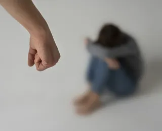 Adolescente tenta separar briga de casal e é morto a socos