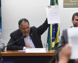 Agentes de saúde: comissão aprova PEC para novas regras de contrato