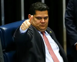 Alcolumbre cancela sessão sobre PL da Devastação a pedido do governo