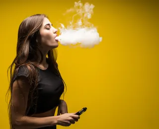 Alerta OMS: 15 milhões de adolescentes usam cigarros eletrônicos