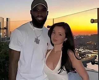 Após flagrar traição, influenciadora revela agressão de jogador