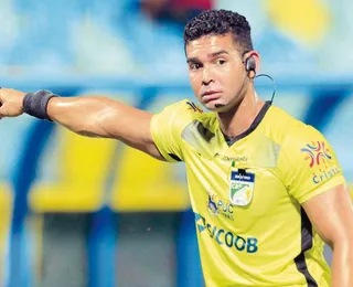 Árbitro de jogo do Vitória foi acusado de polêmica a favor do Cruzeiro