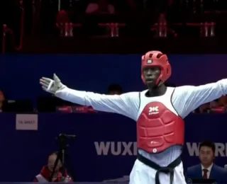 Brasileiro conquista medalha de ouro inédita no Mundial de Taekwondo