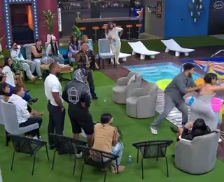 Briga em reality termina mal: participante é empurrada e desmaia