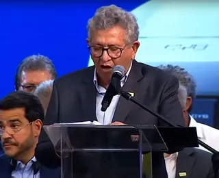 Caetano detona Bolsonaro durante inauguração da fábrica da BYD