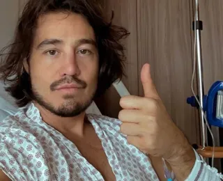 Cantor Tiago Iorc é hospitalizado às pressas