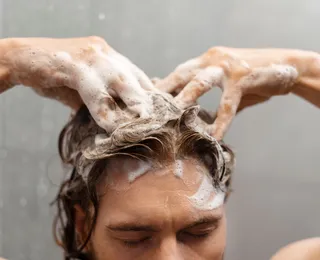 Cantora famosa confessa que não lava o cabelo há três meses