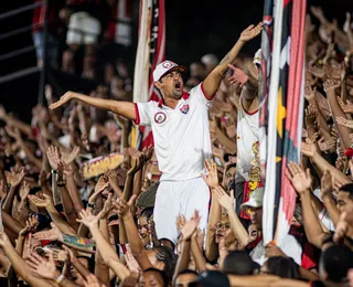 Casa cheia! Vitória mantém promoção com ingressos a partir de R$ 20