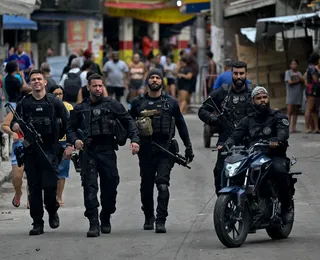 Castro barra bônus por matar e reacende polêmica da violência no Rio