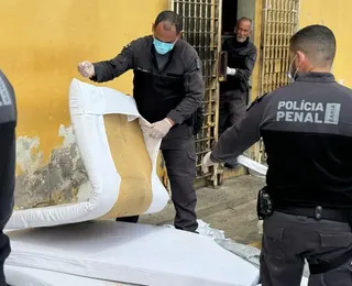 Cela de onde detentos fugiram tinha defeito na grade, afirma delegado