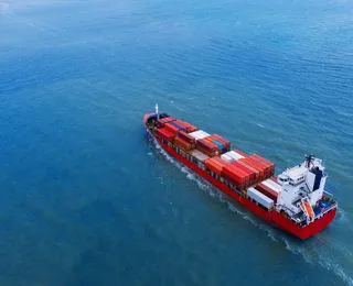 China taxa navios dos EUA após medida de Washington