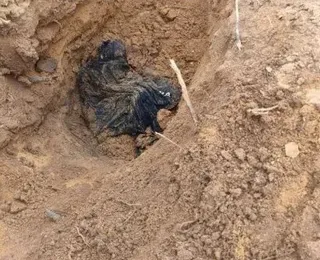 Corpo de homem é encontrado enterrado em cova rasa