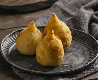 Coxinha low carb: receita fitness saborosa para variar na dieta