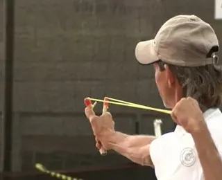 De badogue? Idoso é preso após série de furtos em mansões