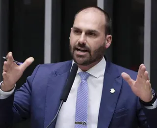 Eduardo Bolsonaro ataca Tarcísio e se lança candidato ao Planalto