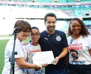 Embaixador da Fé: Everton Ribeiro ganha homenagem das OSID