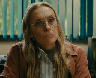 Essa nova série de suspense com reviravoltas está bombando na Netflix