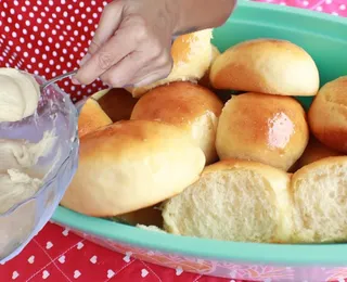 Esse pão de colher é tão fácil que até preguiçoso faz