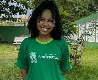 Estudante de Simões Filho disputa final de concurso literário em Salvador