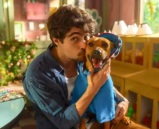 Filme do cachorro caramelo da Netflix conquista marco global