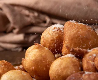 Gostoso e sem fritura: esse bolinho de chuva é ideal para seu lanche
