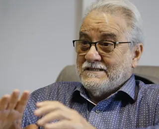 Jornalistas "comunas" em livro de Emiliano