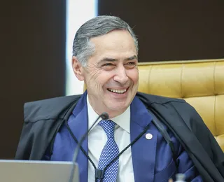 Lula assina decreto e oficializa aposentadoria de Barroso do STF