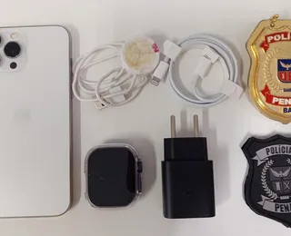 Monitor de ressocialização é flagrado tentando entrar no presídio com iPhone