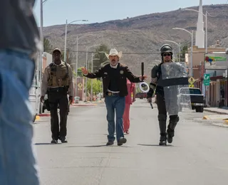 O faroeste que está provocando polêmica já está em cartaz e você precisa assistir