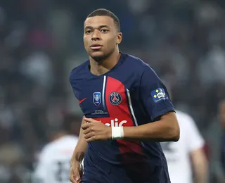 PSG sobe o tom e acusa Mbappé de deslealdade; entenda